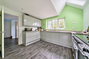 Photo 21- click for photo gallery